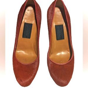 GUC Lanvin vintage red calf hair red leather trim closed toe shiny black heeled